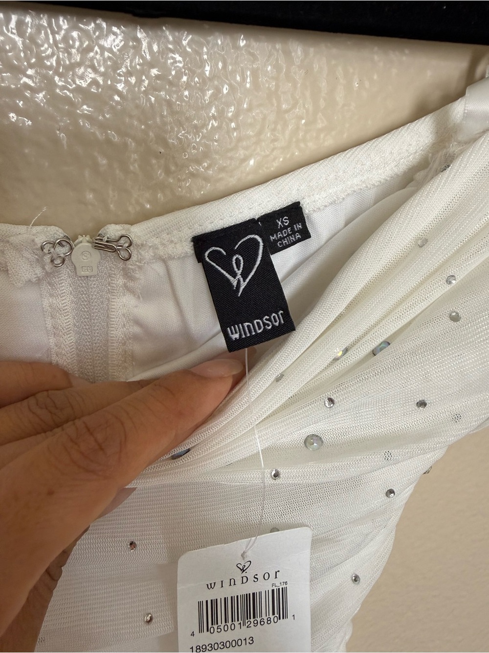 Windsor White Rhinestone Ruched Off Shoulder Bodycon Midi Dress XS NWT Holiday - Picture 5 of 8